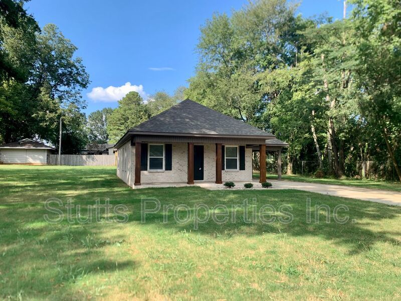 711 Hill Ave Muscle Shoals, AL 35661 Stutts Properties, Inc.