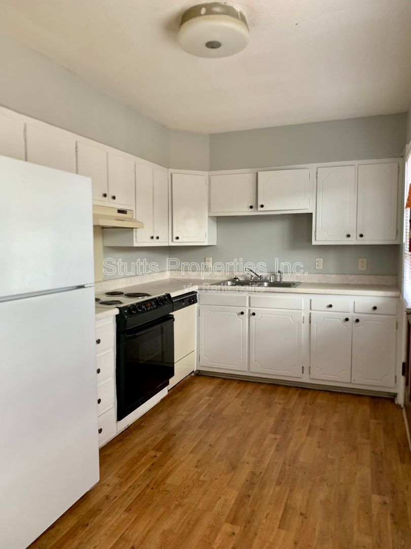 1975 Darby Drive Unit A-5 Florence AL 35630 (2BD/1.5) property image