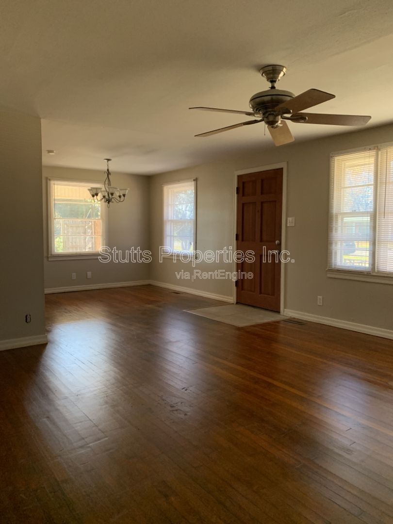 106 Hackett Court, Florence, AL 35630 (3BD/1BA) property image