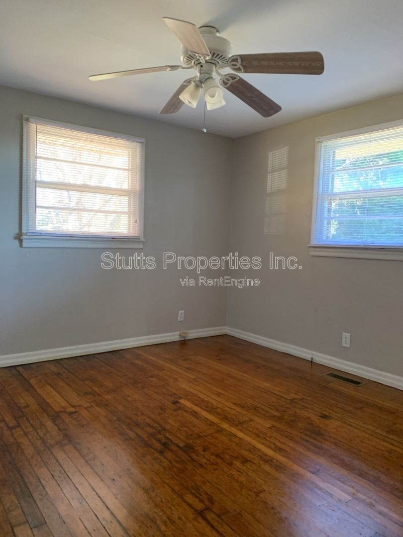 106 Hackett Court, Florence, AL 35630 (3BD/1BA) property image