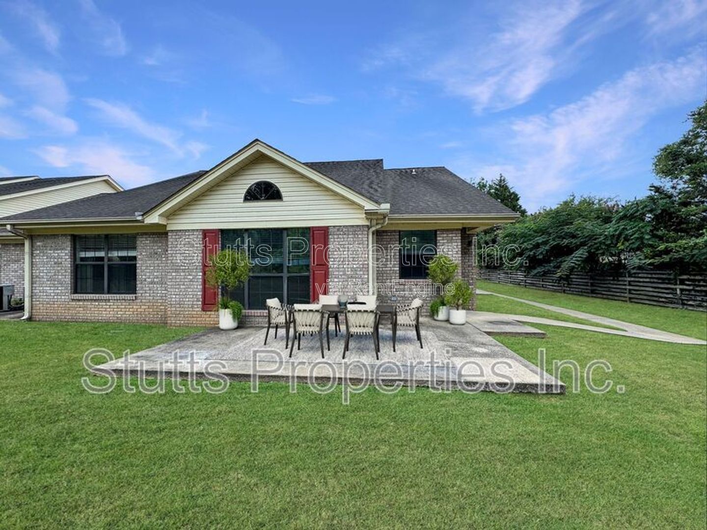 2424 Roberts Lane Unit G-68 Florence, AL 35630 (2BD/2BA) property image