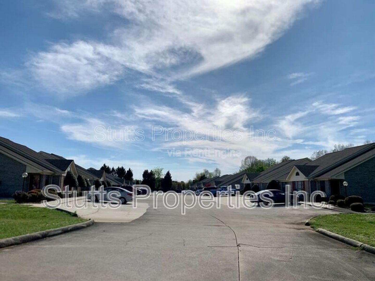 2424 Roberts Lane Unit G-68 Florence, AL 35630 (2BD/2BA) property image