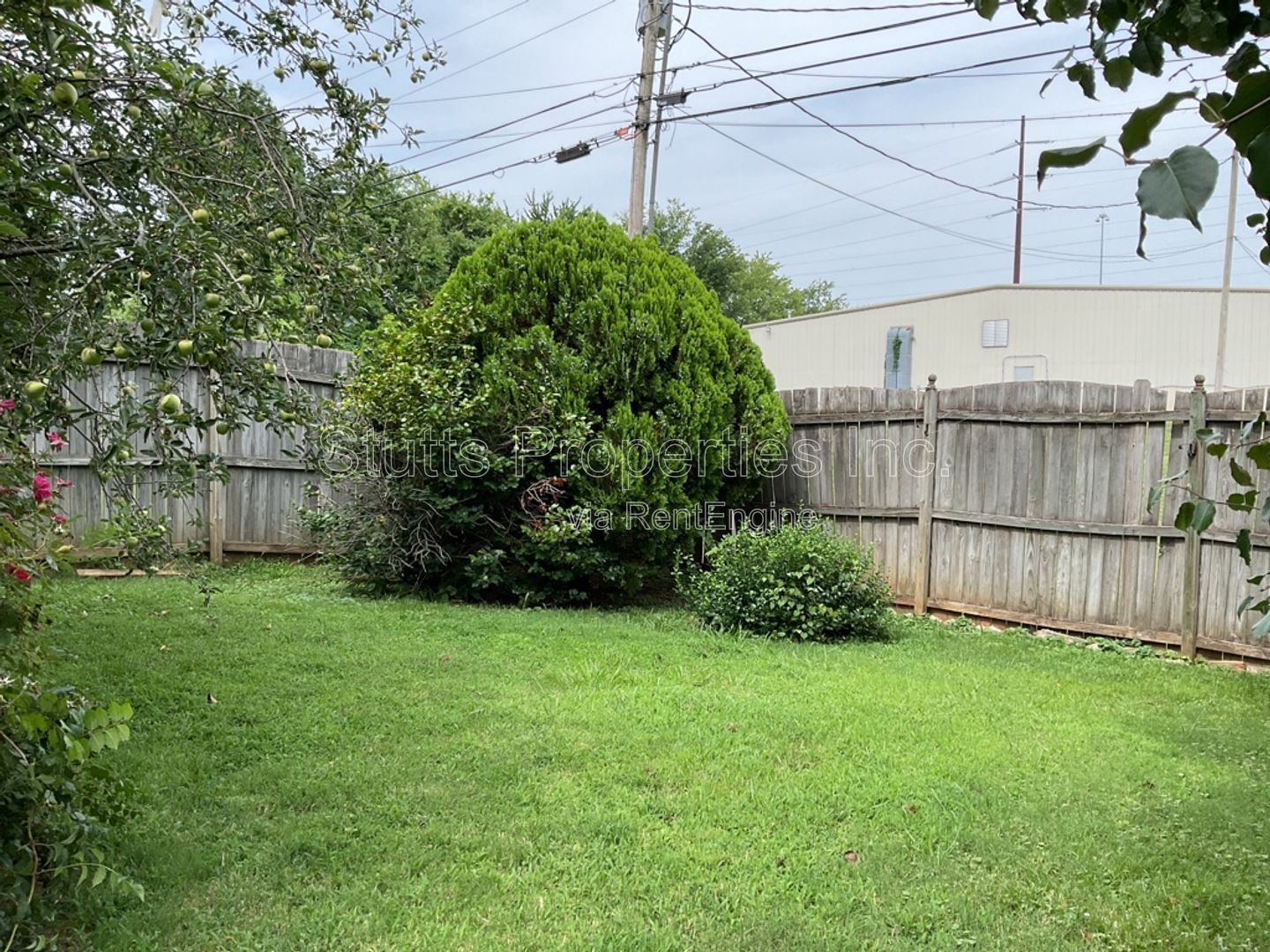 1305 Brookford Place Muscle Shoals, AL 35661 (3BD/ 2BA) property image