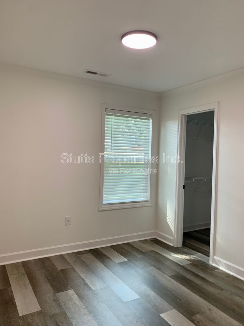 711 Hill Ave., Muscle Shoals AL 35661 (3BD/2BA) property image