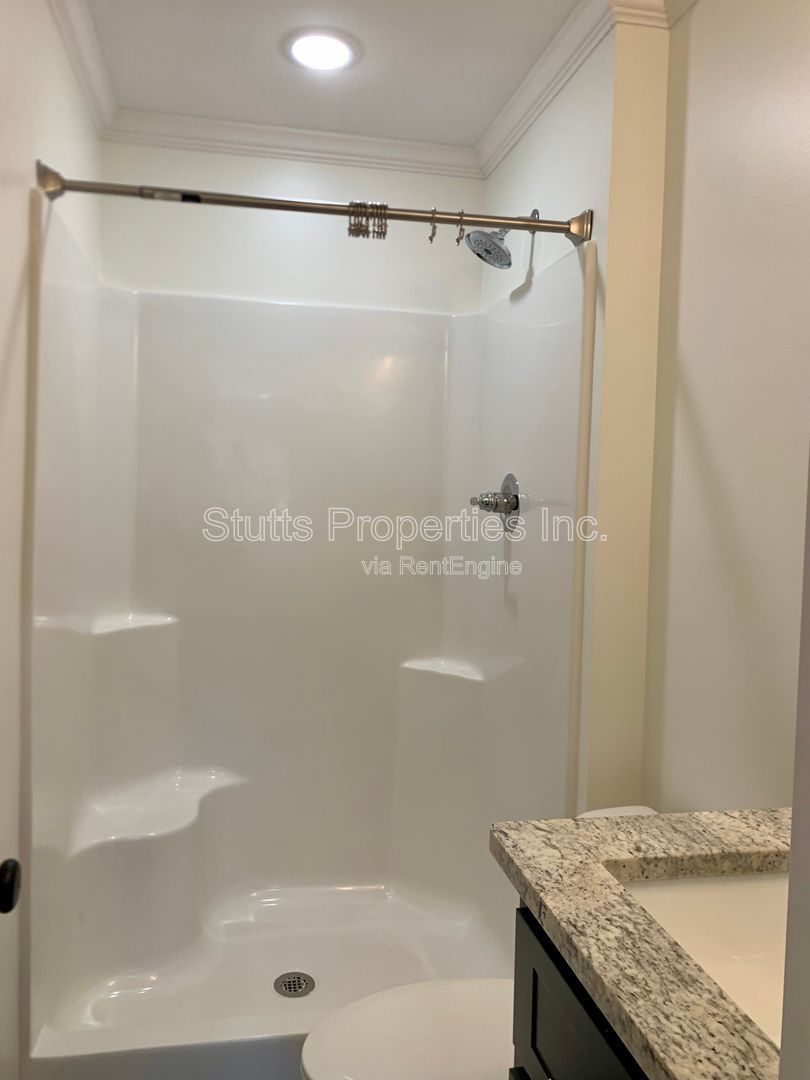 711 Hill Ave., Muscle Shoals AL 35661 (3BD/2BA) property image