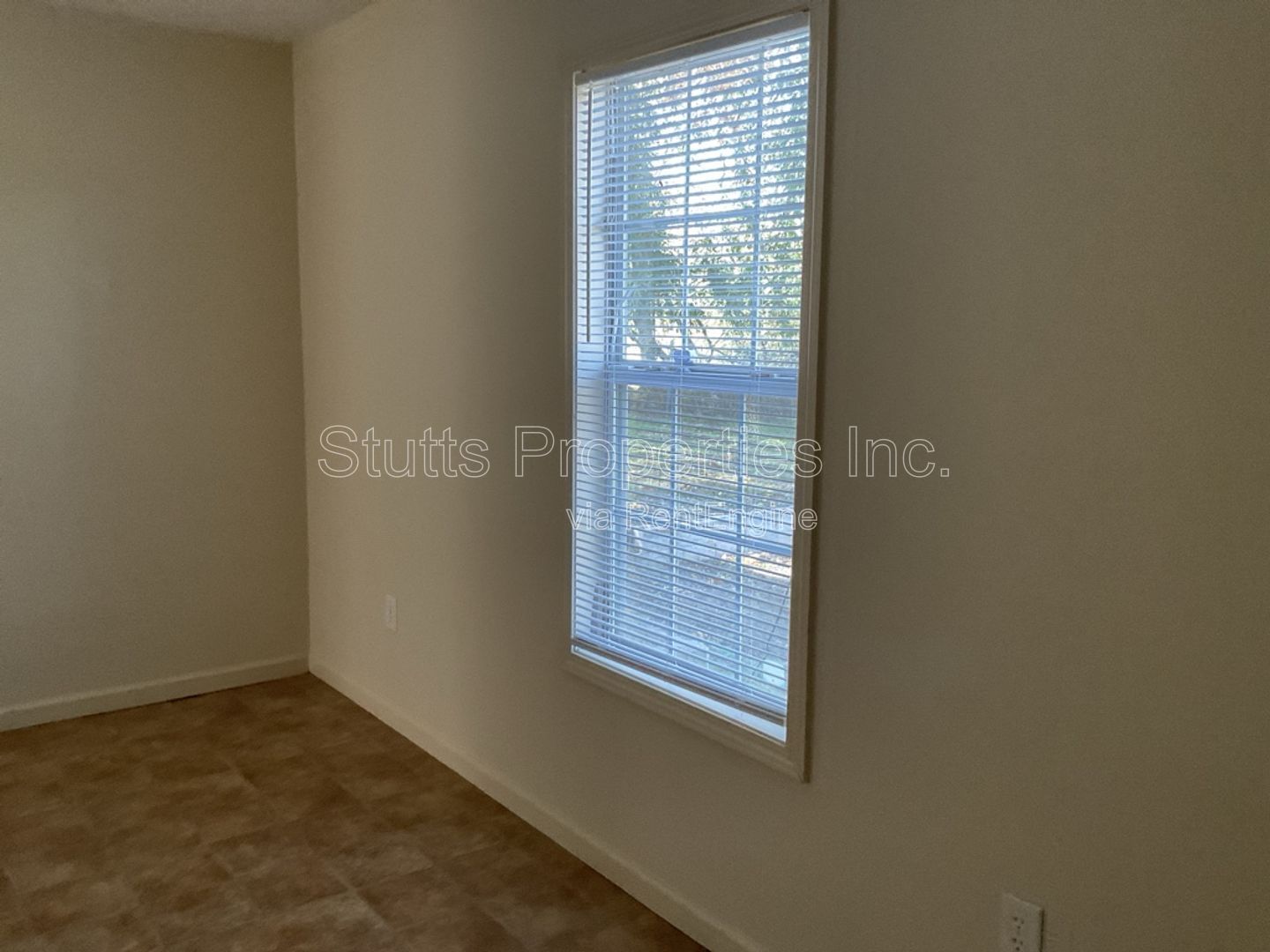 1209 E. Limestone Street Florence Alabama 35630 property image