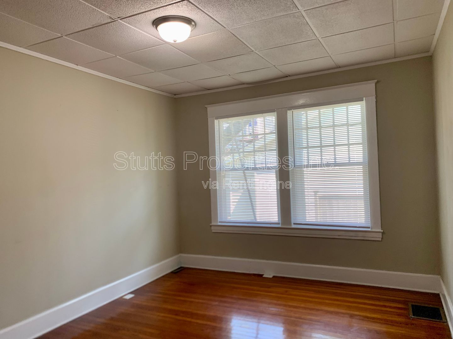 409 N. Poplar St. Florence, AL 35630 (3BD/1BA) property image