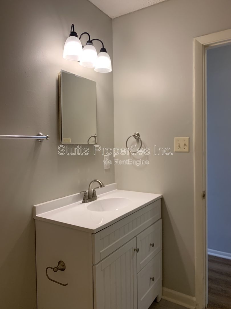 710 Portage Ave. Muscle Shoals, Al 35661 (3BD/1.5BA) property image