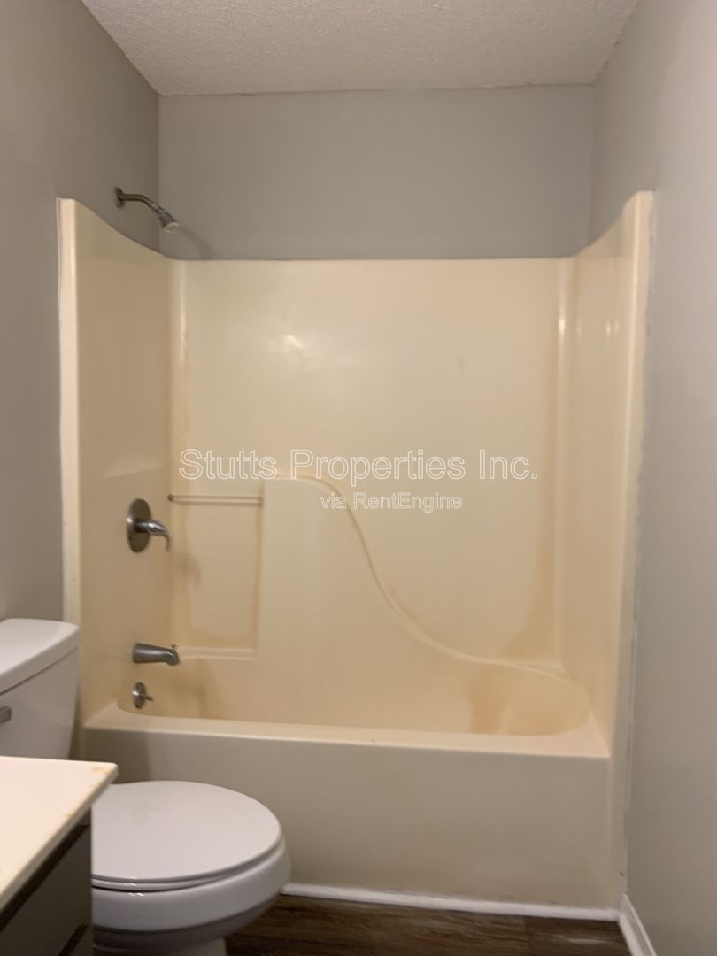 505 Dickson Street Unit A-1 Tuscumbia, AL 35674 (2BD/2BA) property image