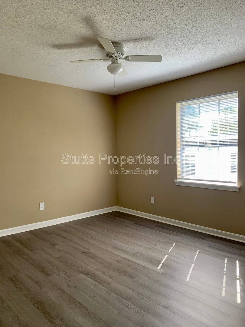 1975 Darby Drive Unit C-6 Florence AL 35630 (2BD/1.5BA) property image