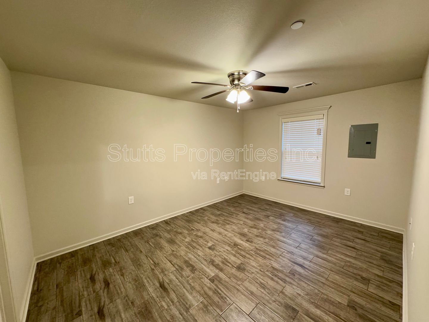 104 Spindle Ct. Unit 601 Muscle Shoals. AL 35661 property image