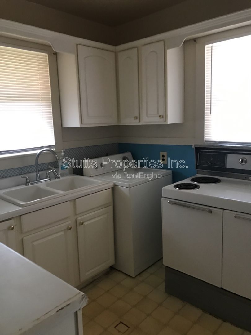 903 E 8th Street Tuscumbia AL 35674 (2BD/1BA) property image