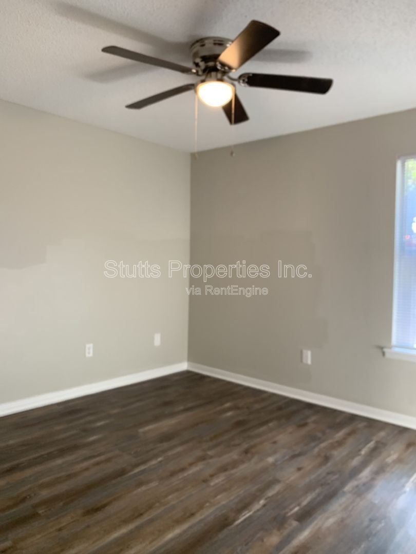 505 Dickson Street Unit A-8 Tuscumbia, AL 35674 property image