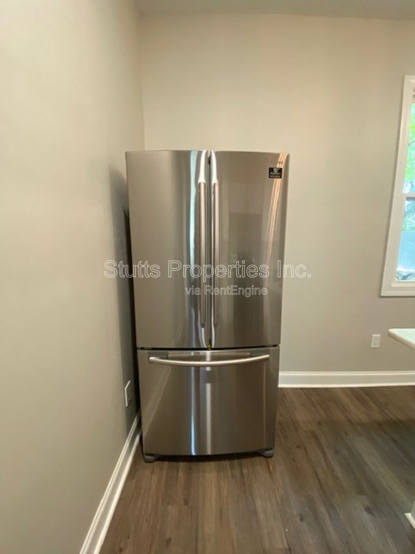 602 E Mobile Street Florence AL 35630 (3BD/2BA) property image