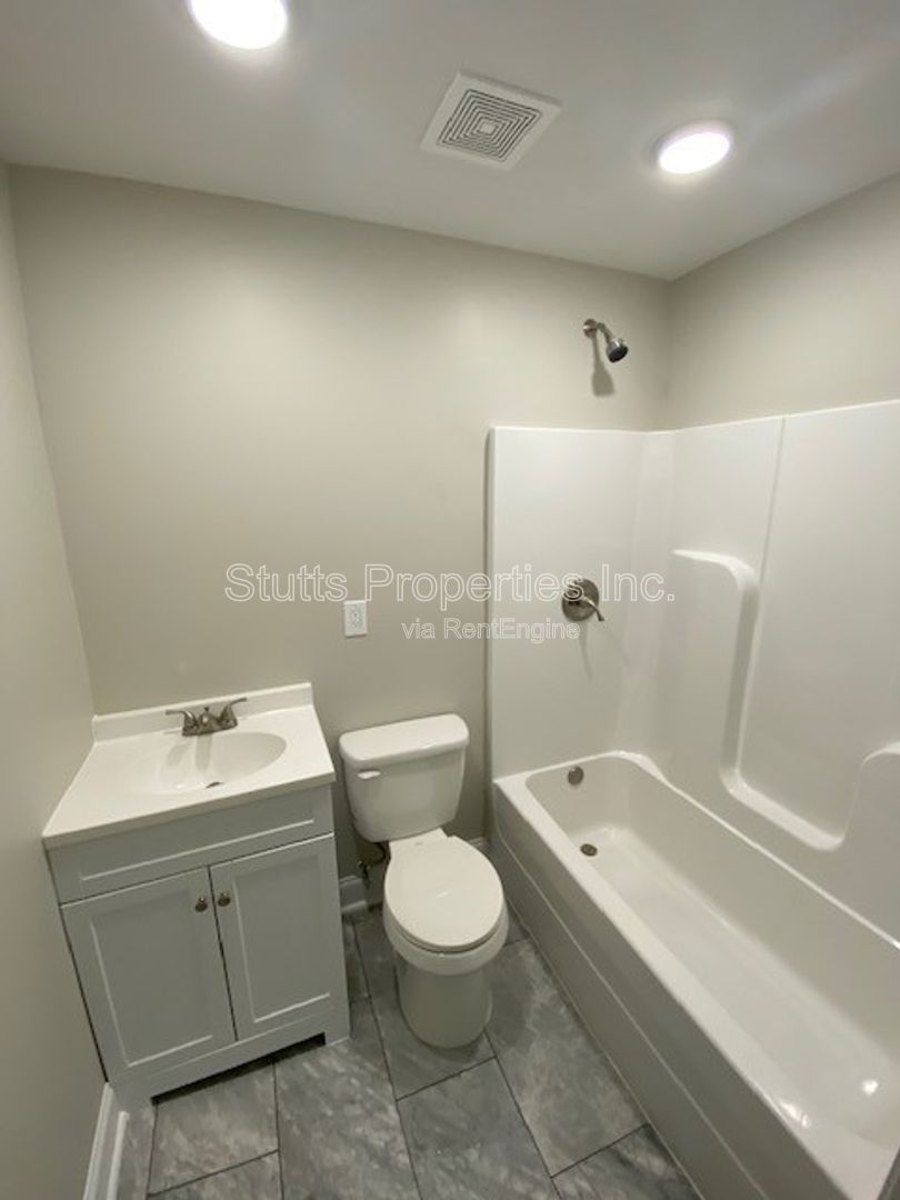 602 E Mobile Street Florence AL 35630 (3BD/2BA) property image