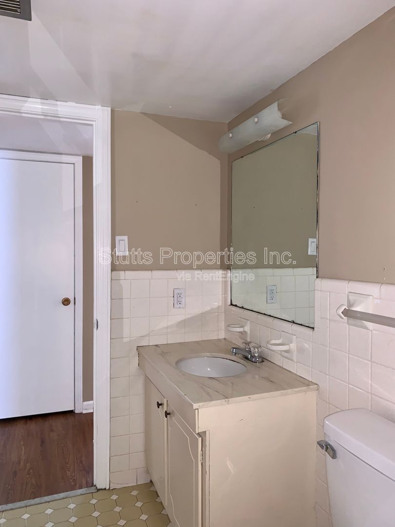 1975 Darby Drive Unit D-1 Florence AL 35630 (2BD/1.5BA) property image