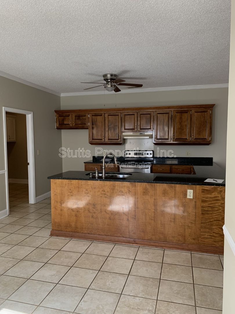 97 N. Bailey Springs Drive Florence, AL 35630 (3BD/2BA) property image