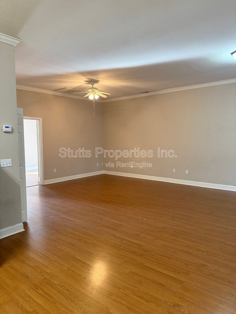 202 South Cave Street #102 property image