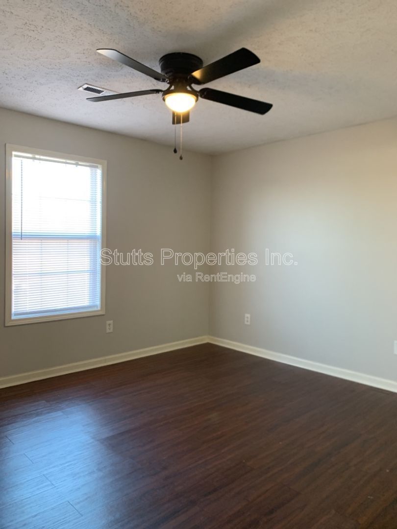 404 E. Jackson Avenue Unit C Muscle Shoals, AL 35661 (3BD/2BA) property image