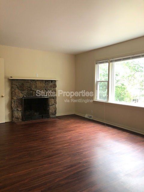 1938 Shade Avenue Florence, AL 35630 (3 BD/1 BA) property image