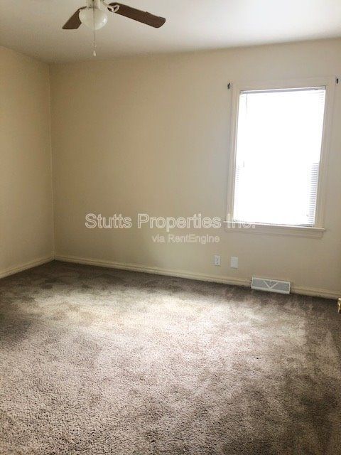 1938 Shade Avenue Florence, AL 35630 (3 BD/1 BA) property image