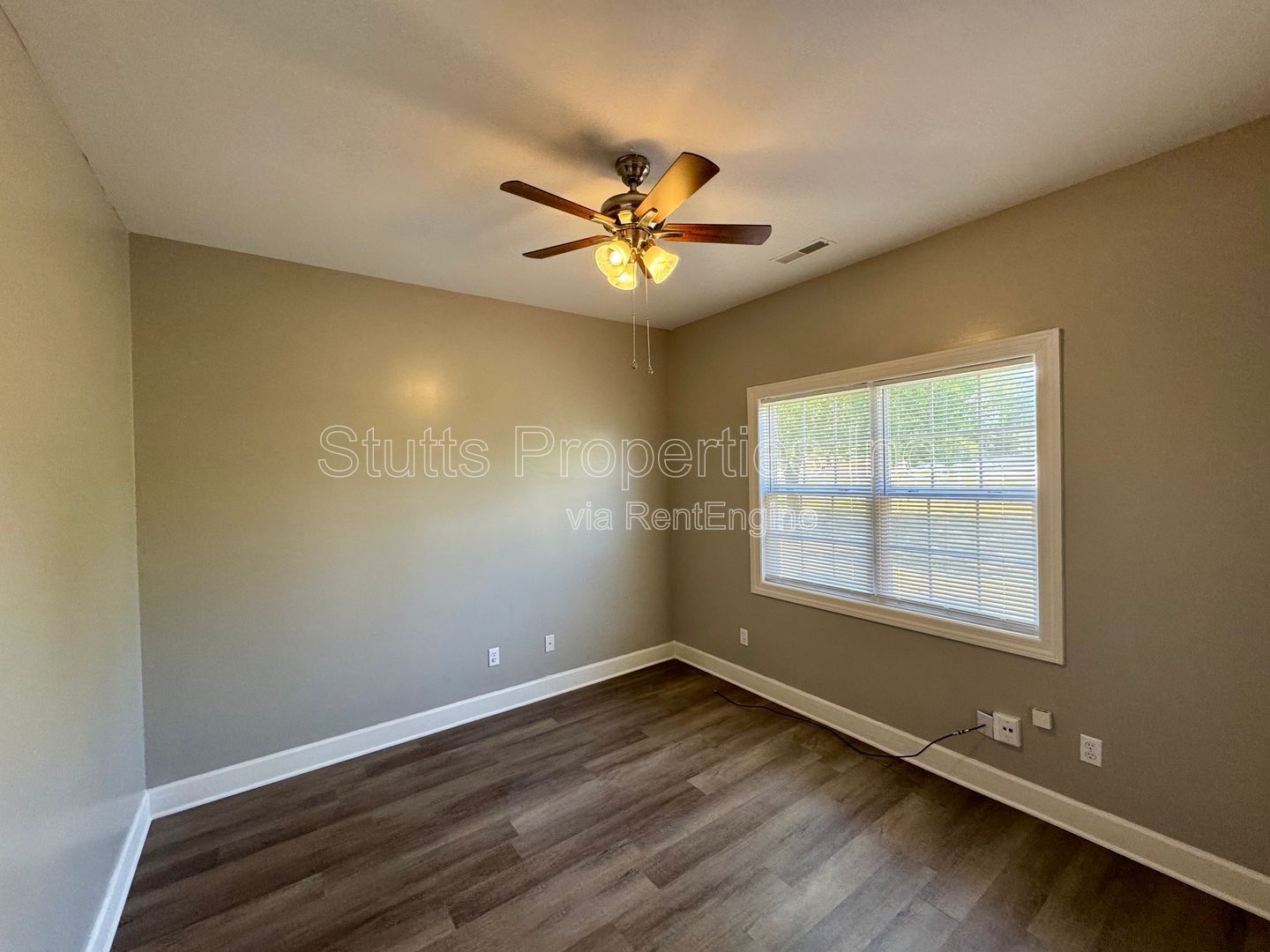 11 Cedar Brook Ln. Killen, AL 35645 (3BD/2BA) property image