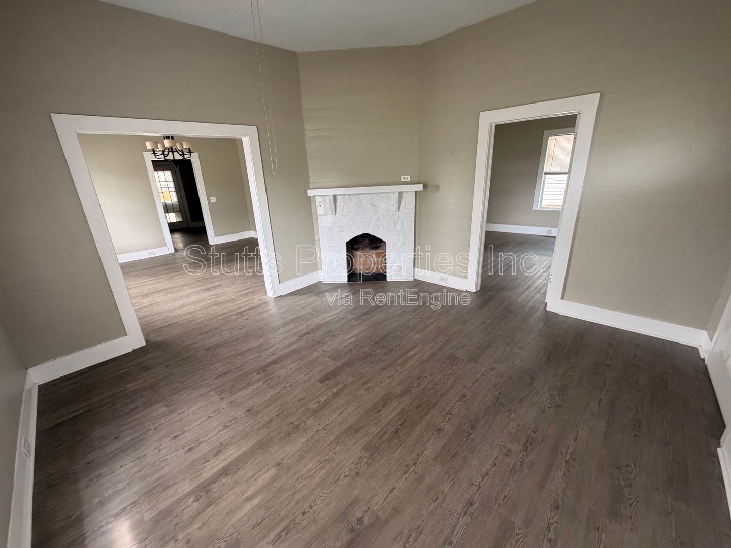 403 W Almon Avenue Tuscumbia AL 35674 (3BD/1.5BA) property image