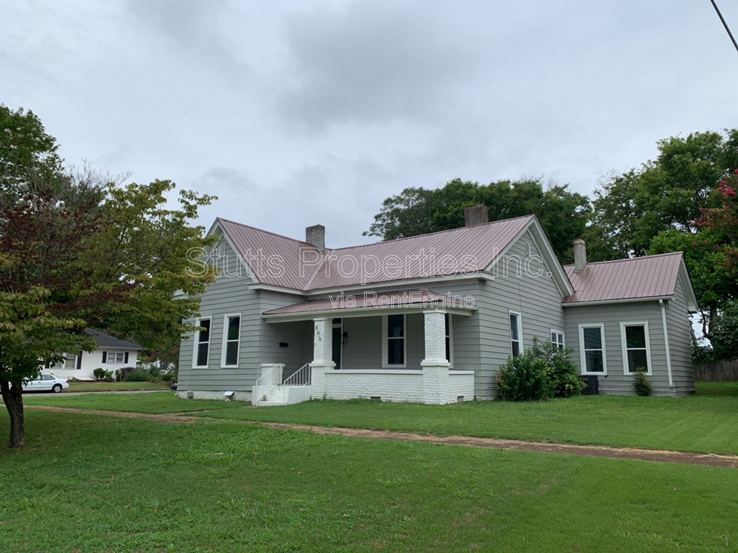 406 W. 1st St Tuscumbia, AL 35674 (3BD/2BA) property image