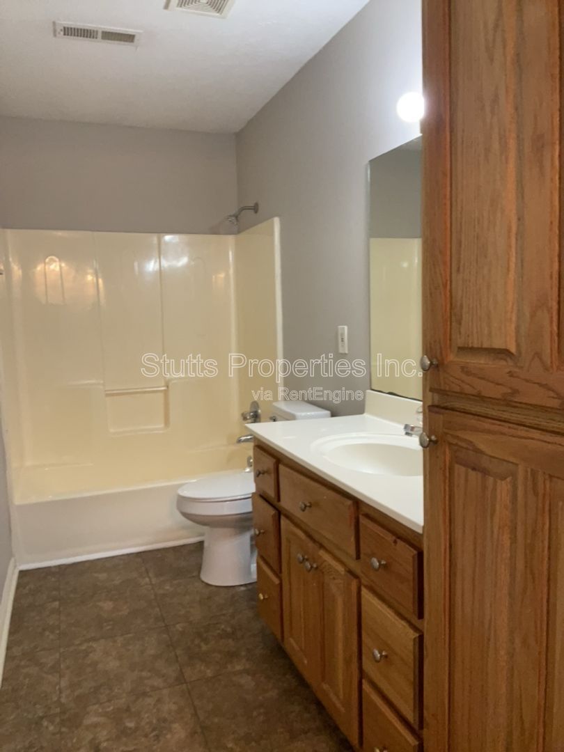 406 Jackson Avenue #C property image