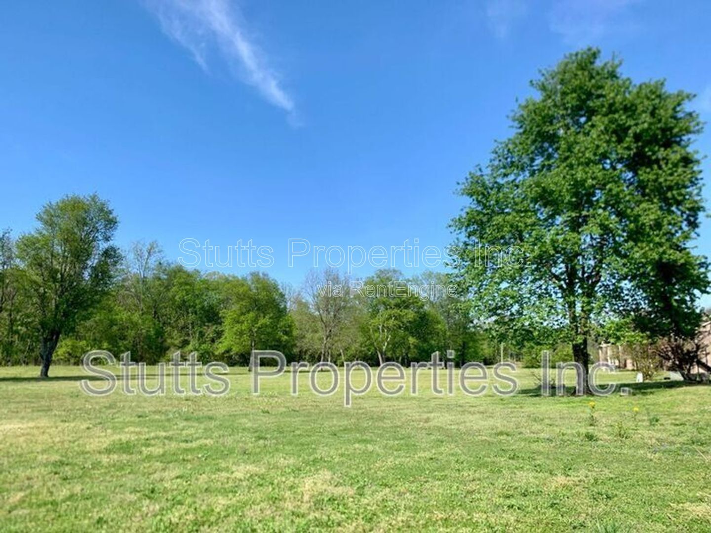 2424 Roberts Lane Unit C-33 Florence, AL 35630 (2BD/2BA) property image