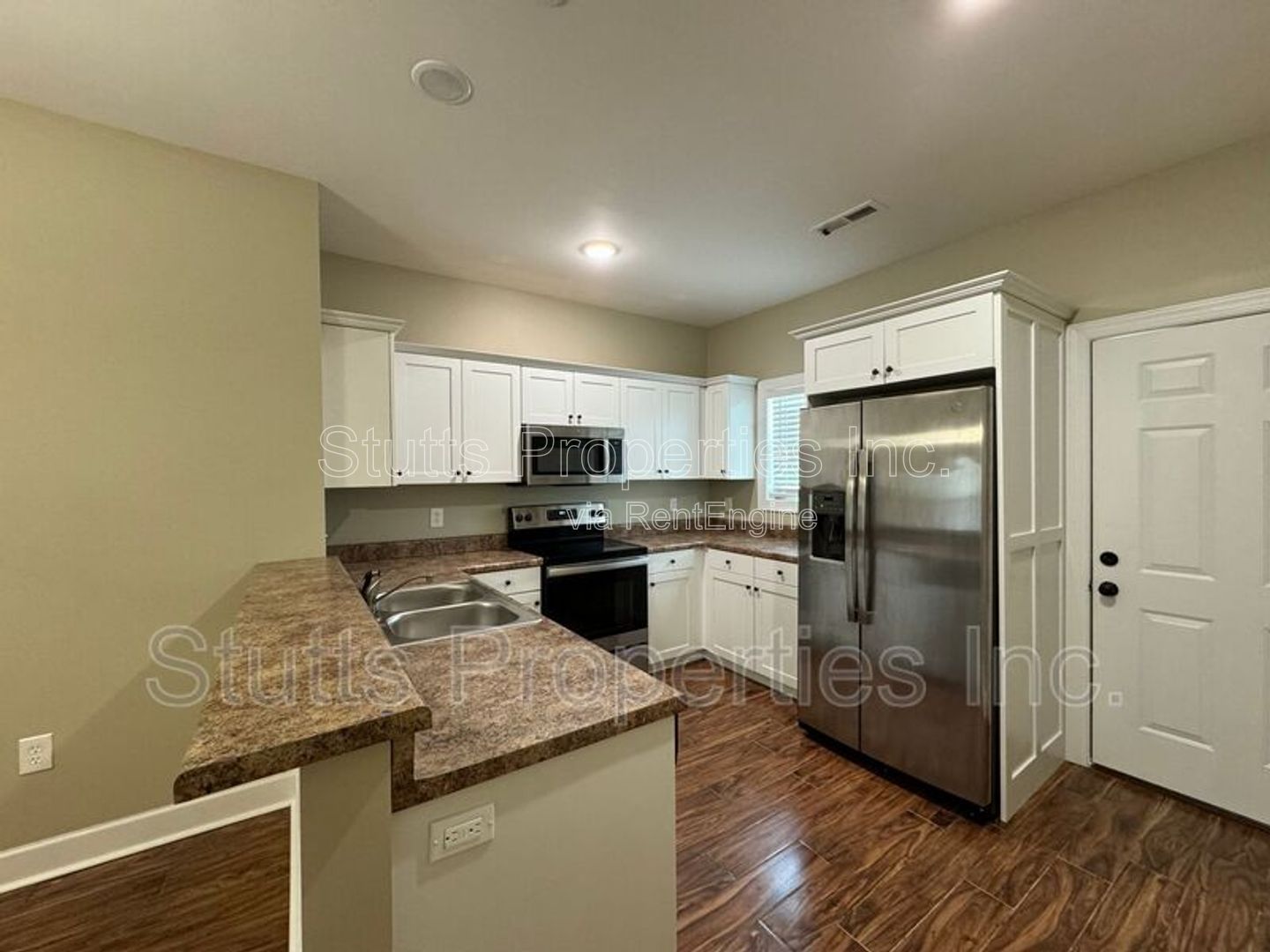 145 Bruin Place Unit 107 Florence, AL 35630 (2BD/2BA) property image