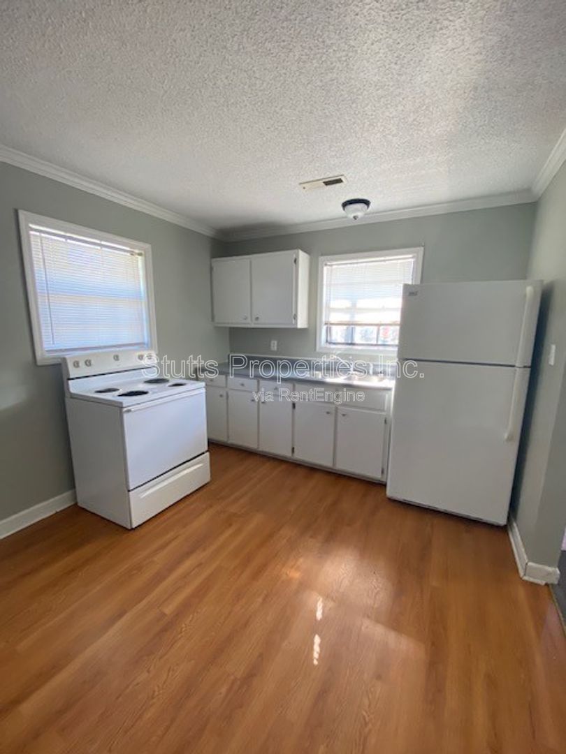 545 Dulin Avenue Florence AL 35630 (2BD/1.5BA) property image