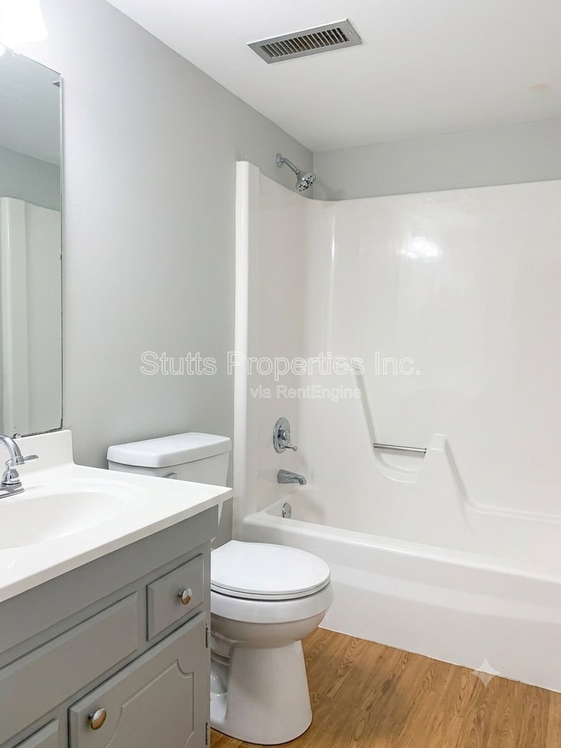 1825 Darby Dr. Unit F-4 Florence, AL 35630 (2BD/1.5BA) property image