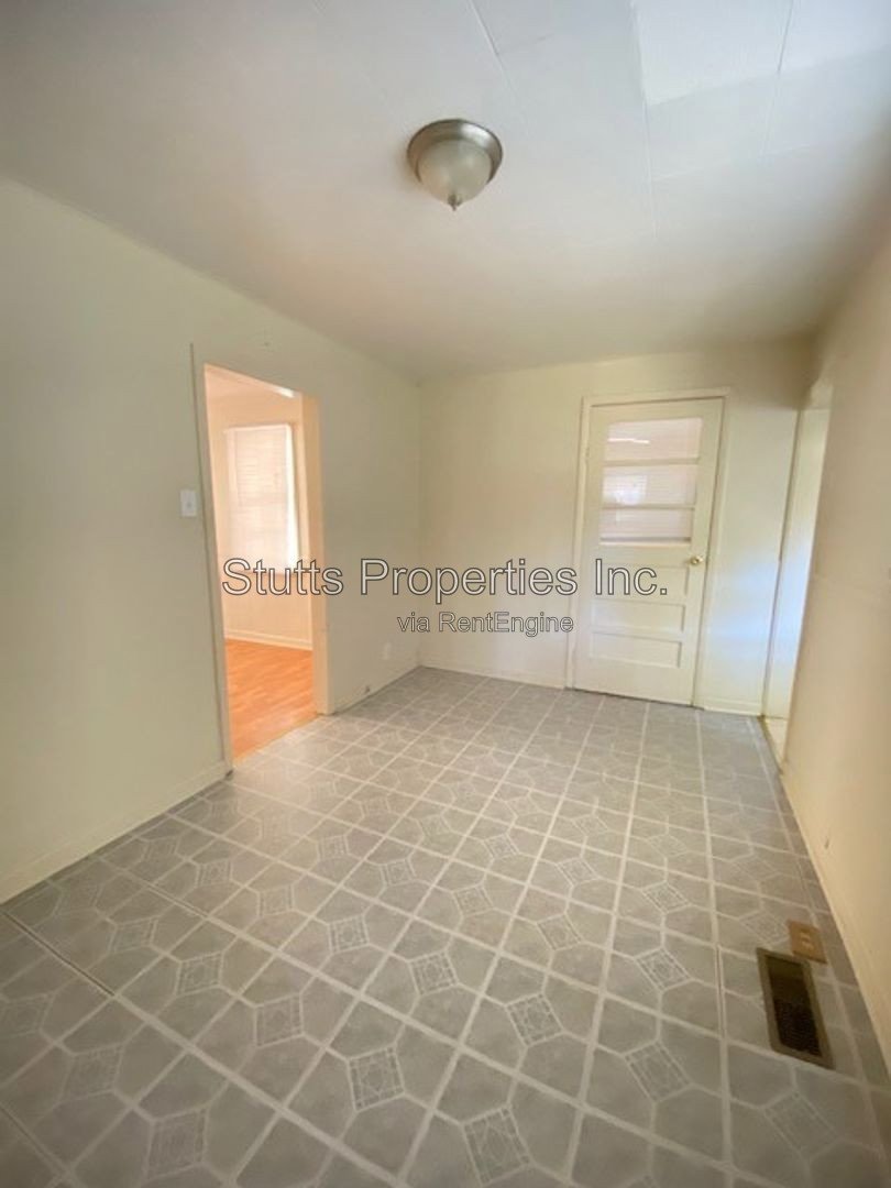217 Pickens Avenue Florence AL 35630 (3BD/1BA) property image