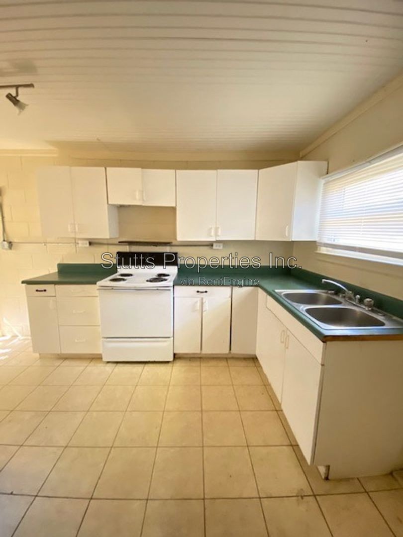 217 Pickens Avenue Florence AL 35630 (3BD/1BA) property image