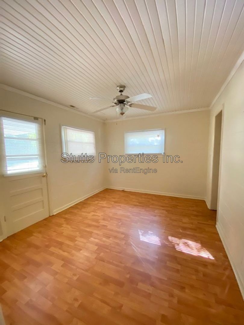 217 Pickens Avenue Florence AL 35630 (3BD/1BA) property image