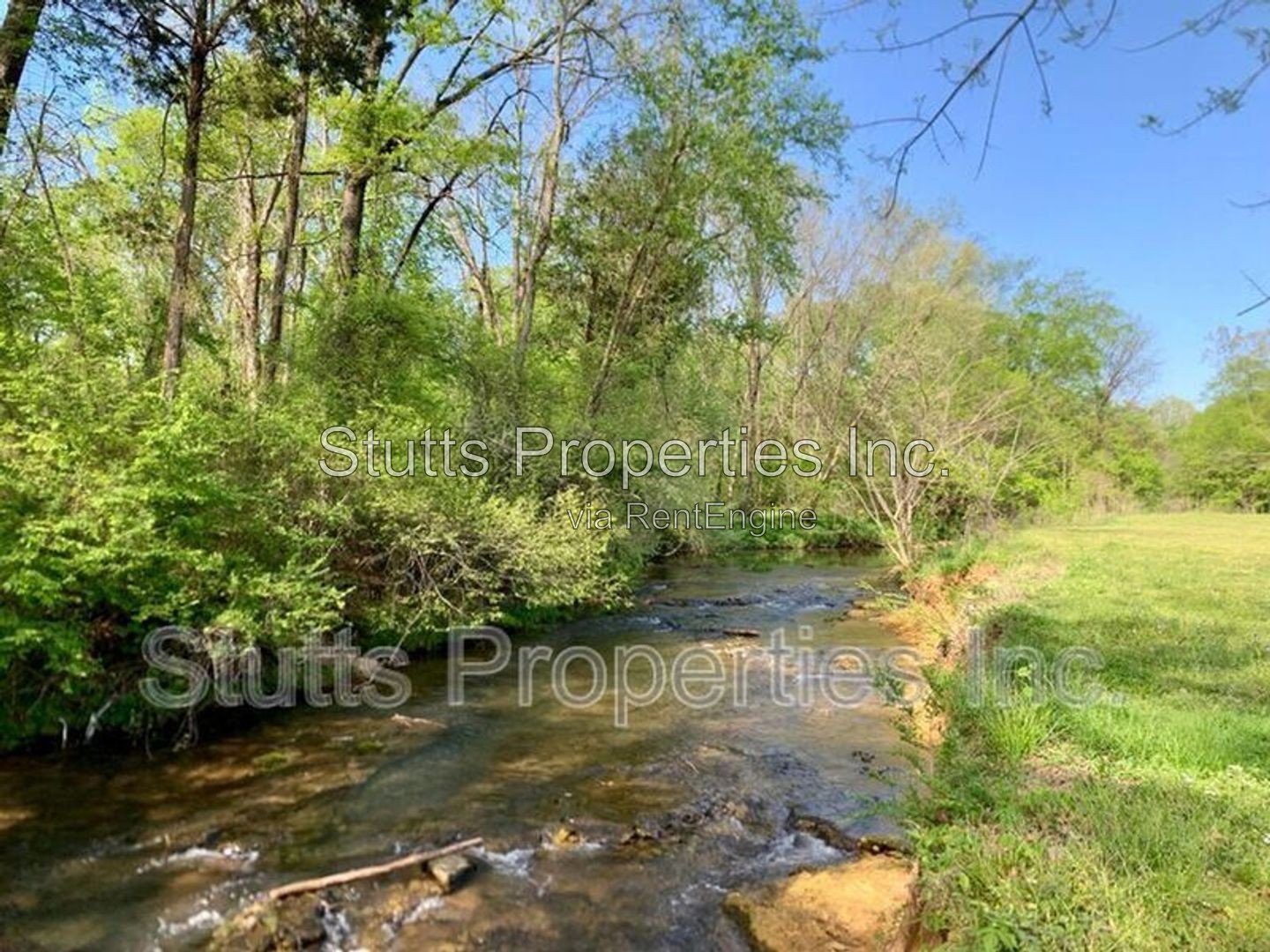 2424 Roberts Lane Unit K-100 Florence, AL 35630 (2D/2BA) property image