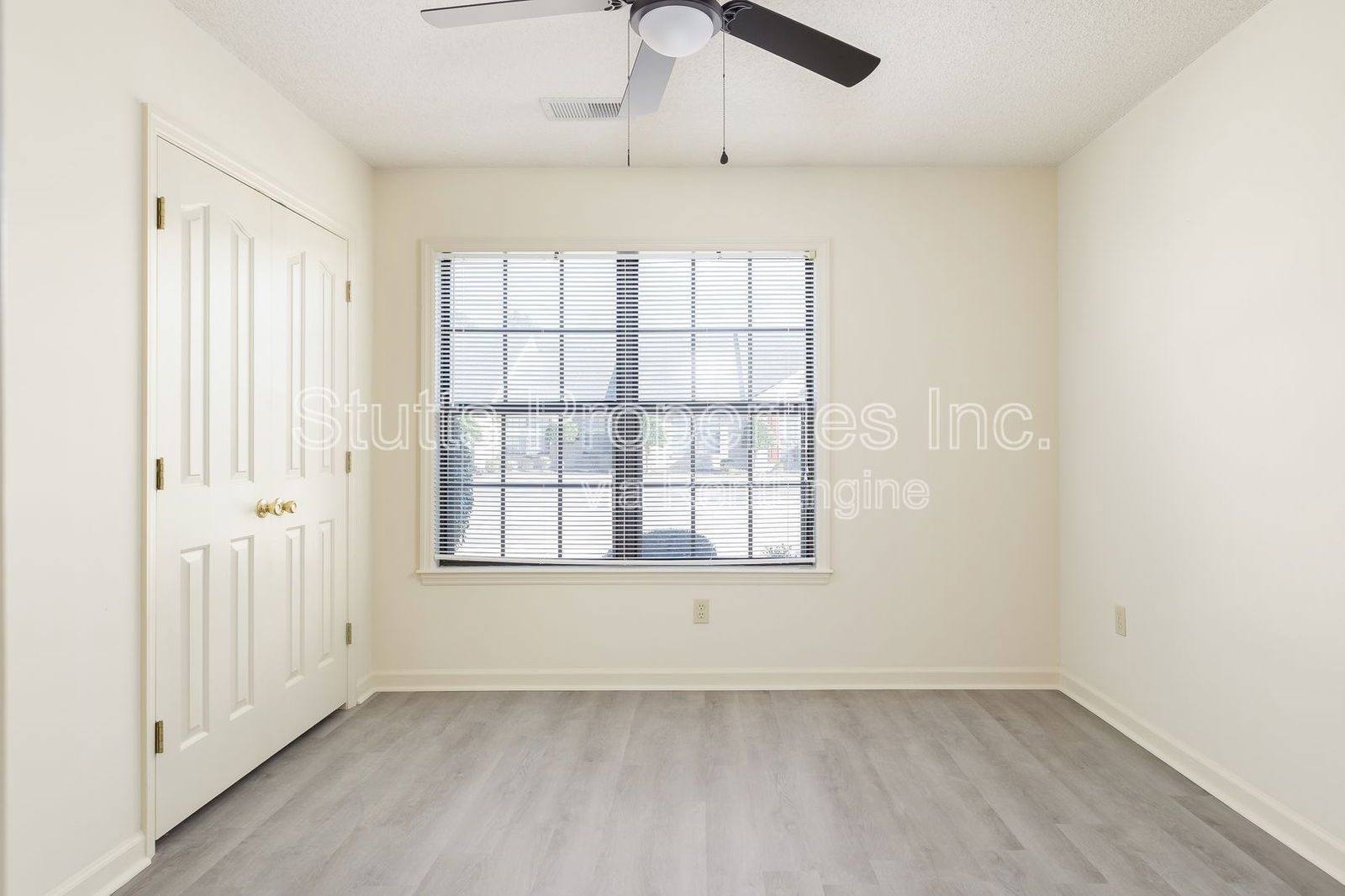 2424 Roberts Lane Unit J-84 Florence, AL 35630 (2BD/2BA) property image