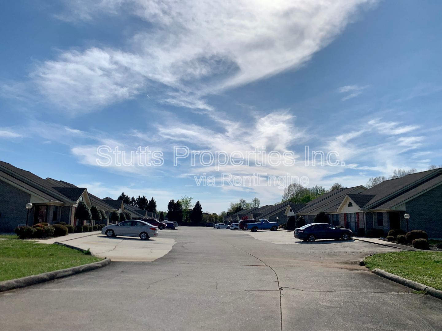 2424 Roberts Lane Unit J-84 Florence, AL 35630 (2BD/2BA) property image