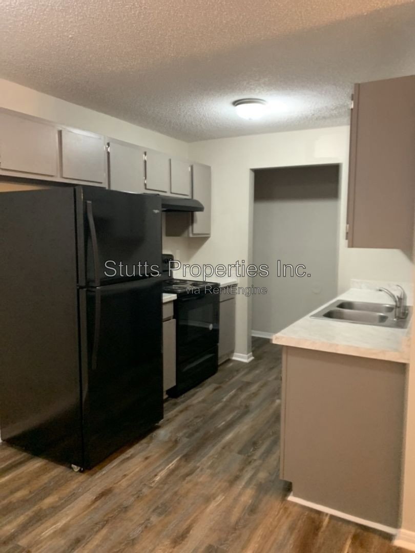 505 Dickson Street Unit B-7 Tuscumbia, AL 35674 (2BD/2BA) property image