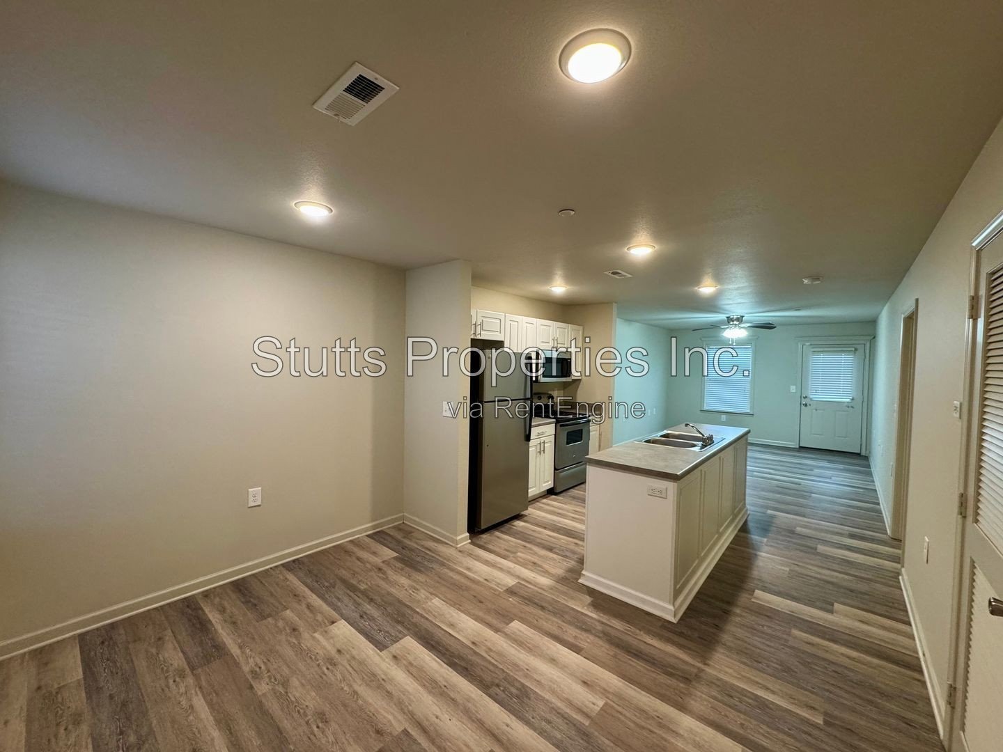 201 Spindle Court #101 property image