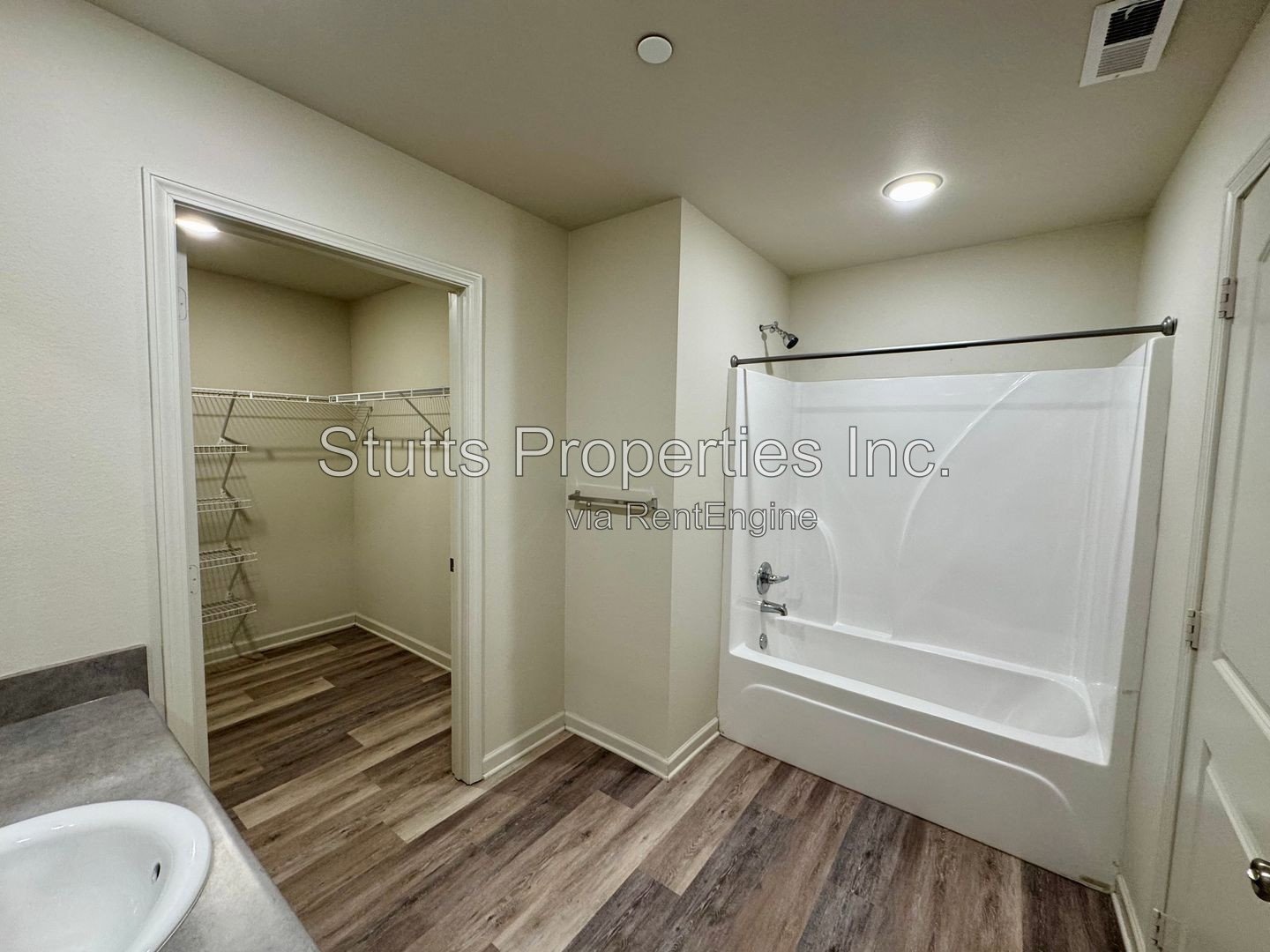 201 Spindle Court #101 property image