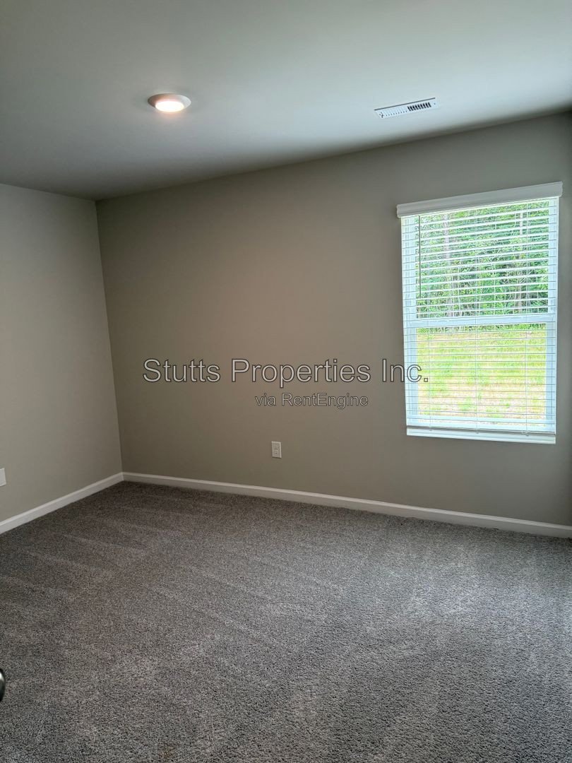 4137 Hudson Court Southwest property image