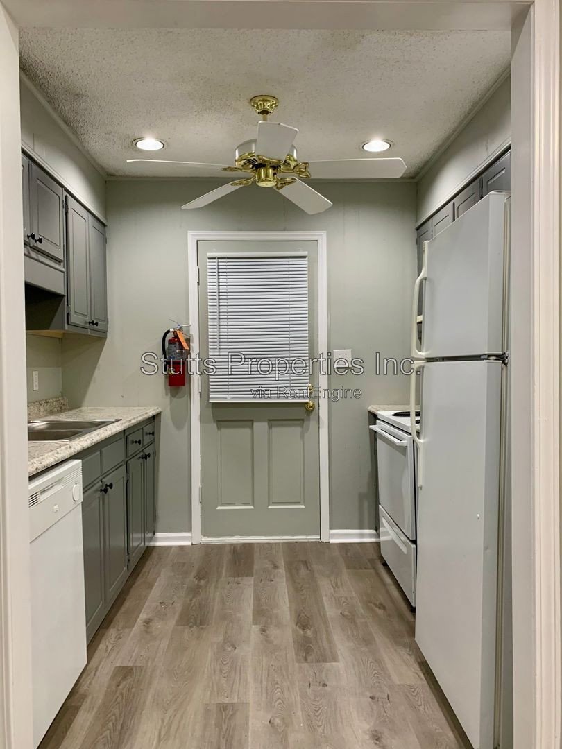 1825 Darby Dr. Unit H-5 Florence, AL 35630 (2BD/1.5BA) property image