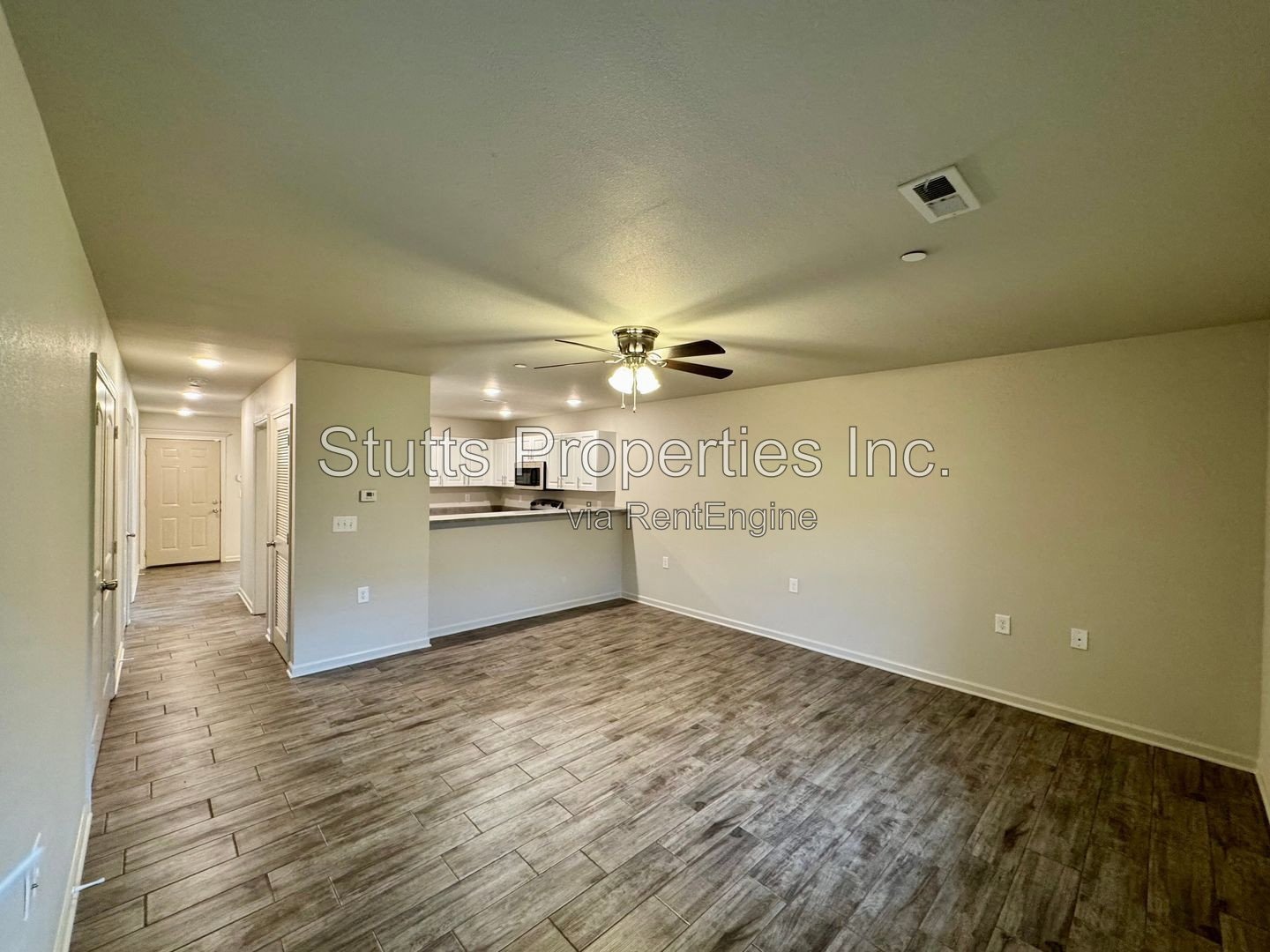 Harvest Hills Apartments - 104 Spindle Ct. Unit 202 Muscle Shoals. AL 35661 (2BD/2BA) property image