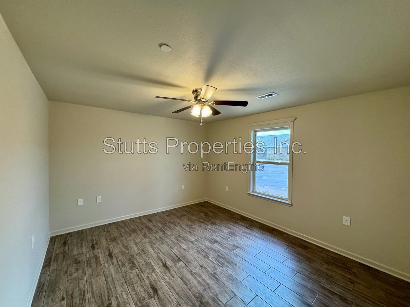 Harvest Hills Apartments - 104 Spindle Ct. Unit 202 Muscle Shoals. AL 35661 (2BD/2BA) property image