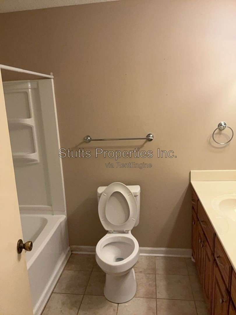 86 Lamoray Drive property image