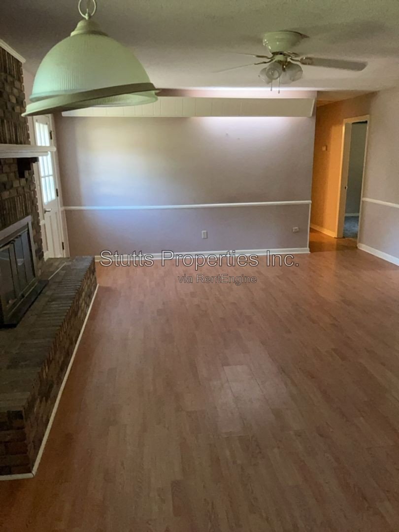 86 Lamoray Drive property image