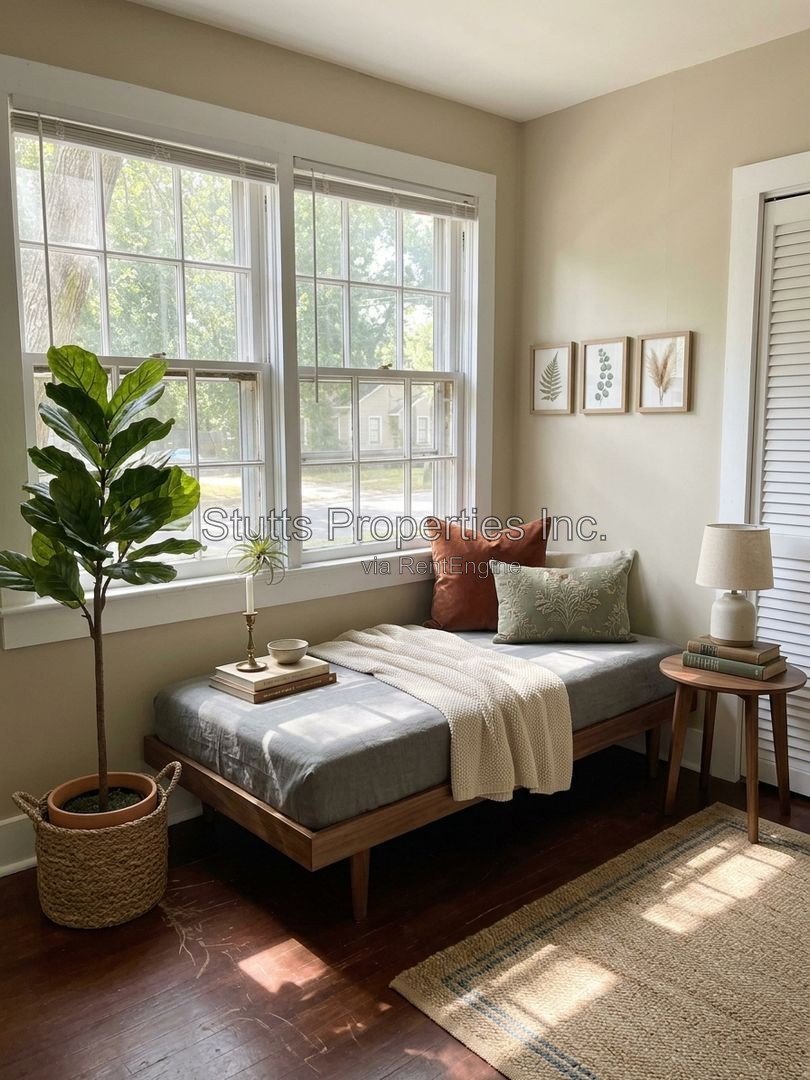 Cute 3 BR 1 BA home close to 7 Points! property image