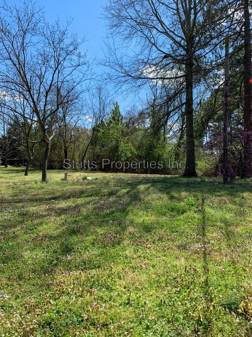829 Cumberland St. Florence, AL 35630 (3BD/2BA) property image